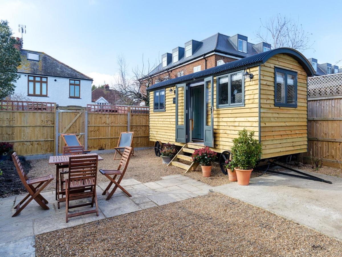 Pass The Keys Whitstable Shepherds Hut Minutes From The Harbour Villa Eksteriør bilde